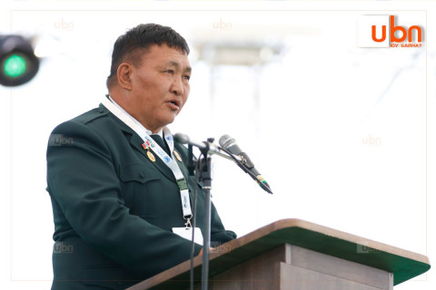 Ж.Төмөрсүх: Би нэг дуран, нэг морь, нэг тэмдэглэлийн дэвтэртэйгээ 39 жил байгаль хамгаалах ажлыг хийж болоод байна