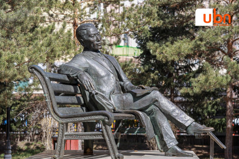 Улаанбаатарт 24 хэм дулаан