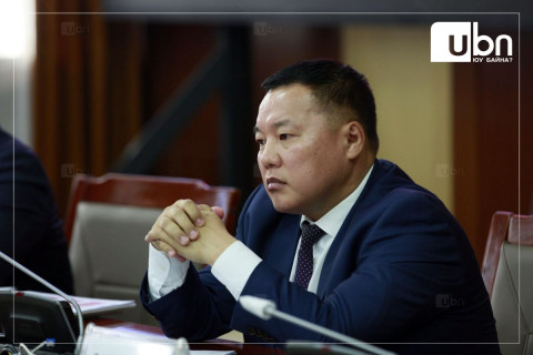 О.Цогтгэрэл: ЗГ ард түмний нүд, чихийг “торгон хөшгөөр“ торгоодог арга барилаар ажилладаг болсон