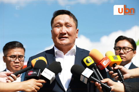 Н.Ганибал: “Хотоо чөлөөл, яв, амар. Бензин хангалттай хүрнэ“ гэх алиа марзан мэдэгдэл нь шатахууны үнийг өсгөх гэсэн ЗГ-ын бодлого байсан гэж хардаж байна
