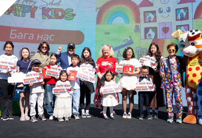 Бразилын алдарт зураач Ромеро Бритто “HAPPY SCHOOL-HAPPY KIDS 2026” гар зургийн уралдааны шагнал гардууллаа