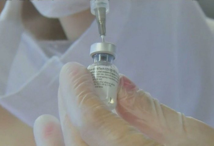 Техас нэг сая хүнд вакцин хийсэн анхны муж улс болжээ