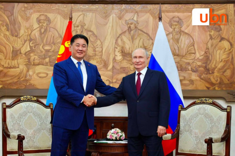 Ерөнхийлөгч У.Хүрэлсүх ОХУ-ын Ерөнхийлөгч В.В.Путинтай уулзлаа