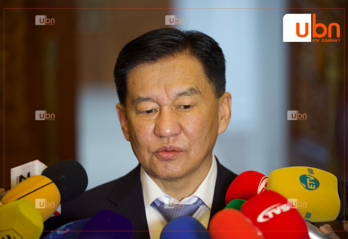 Ц.Даваасүрэн: ОХУ-аас эрчим хүчний хараат байсан бол одоо Хятадаас хараат болох гэж байна