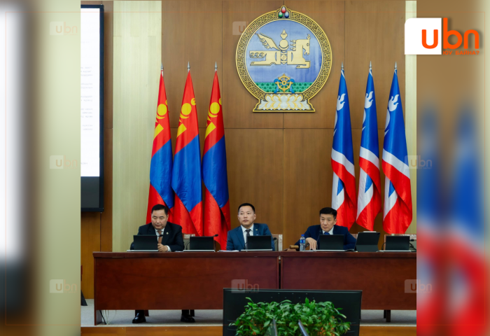 АН-ын Улс төрийн зөвлөл намын бүлэгтээ чиглэл өгөхөөр хуралдаж байна