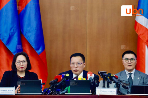 АН: Н.Учрал өөртөө итгэл үзүүлэх эсэх асуудлыг оруулж ирэх ёстой. Үүнийг бид шахаж ажиллана