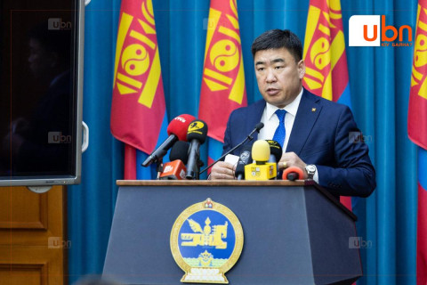 ШУУД: Засгийн газрын хуралдаанаас гаргасан шийдвэрийг танилцуулж байна