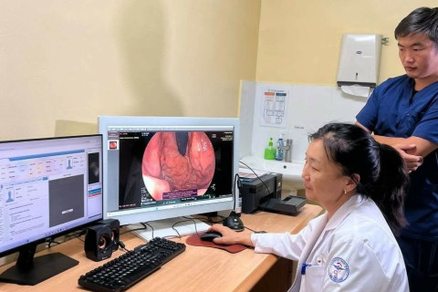УБТЗ-ын Төв эмнэлэг иргэдэд дурангийн оношилгоо хийж байна