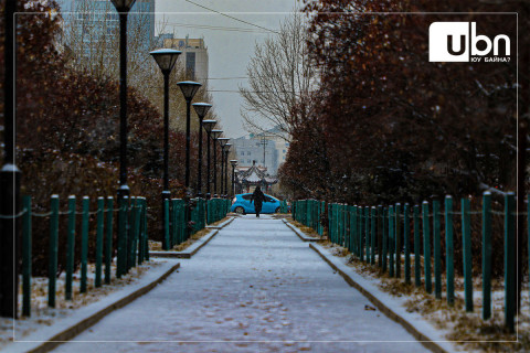 Улаанбаатарт 3 хэм дулаан, ялимгүй хур тунадастай