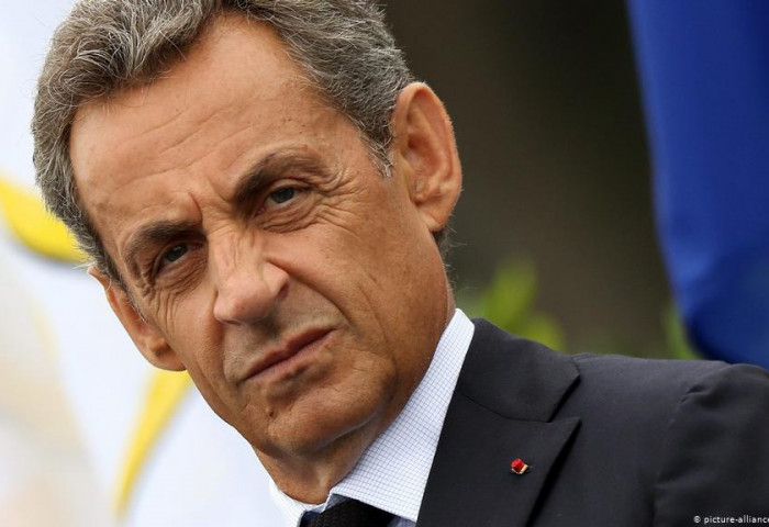 Францын Ерөнхийлөгч асан Никола Саркозид гурван жилийн ял оноолоо