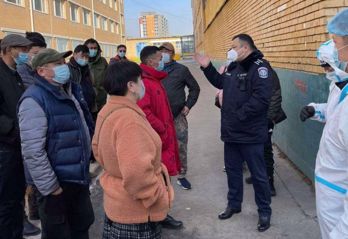 Д.Тамир: Цаг аваагүй иргэд дараалалд зогсож, ачаалал үүсгэж байна