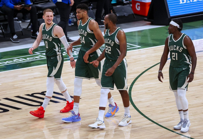 Бакс долоо дараалан хожил байгууллаа