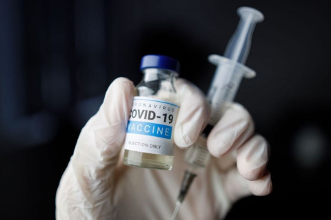 ВИДЕО: Астразенека 50.000 тун вакцин өнөөдөр орой ирнэ, маргаашнаас Хятад вакцин ирнэ