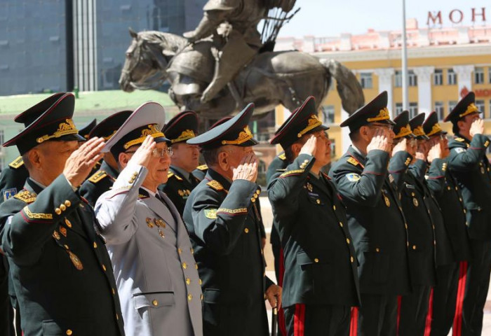 Монгол Улсад генерал цол бий болсны 77 жилийн ойн өдөр тохиож байна