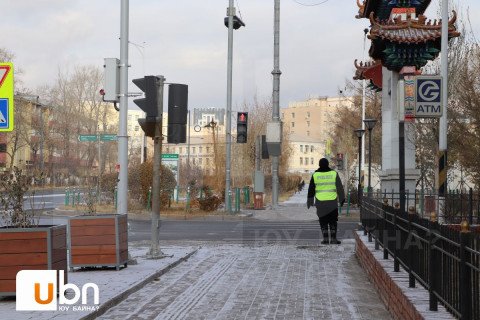 Төрийн албан хаагчид ахуйн хүрээнд халдвар тараах эрсдэлтэй байна