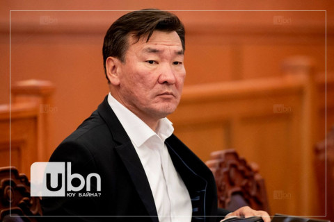 С.Ганбаатар: Таван жилийн үр дүнд Монгол Улсын хүн бүр 30 сая төгрөгийн өртэй болсон