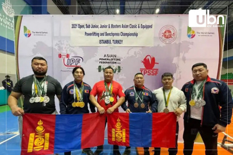 ОУХМ С.Энхбат Азийн аварга шалгаруулах тэмцээнээс дөрвөн алтан медаль хүртэв