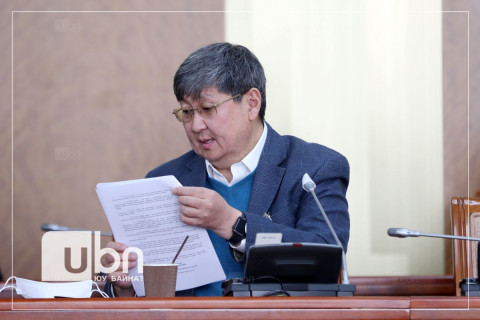 Ч.Хүрэлбаатар: Монголбанк арилжааны банкны үүрэг гүйцэтгэх шаардлагагүй