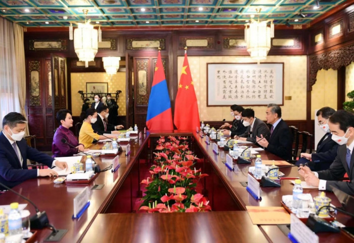 Монгол Улсын Ерөнхий сайдын БНХАУ-д хийсэн айлчлалаар албажсан баримт бичгүүд