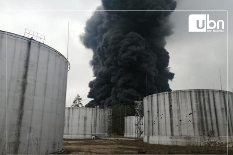 Украины хойд хэсэгт орших нефтийн агуулах бөмбөгдөлтөд өртөв