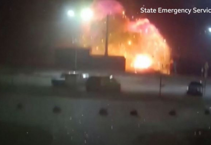 Украины Киев хотын худалдааны төв Оросын пуужинд өртжээ