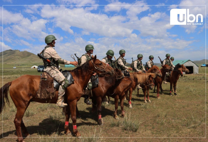 ФОТО: “Аравт” олон улсын морин цэргийн уралдаанд оролцохоор дөрвөн орны морьт дайчид бэлтгэл хийж байна