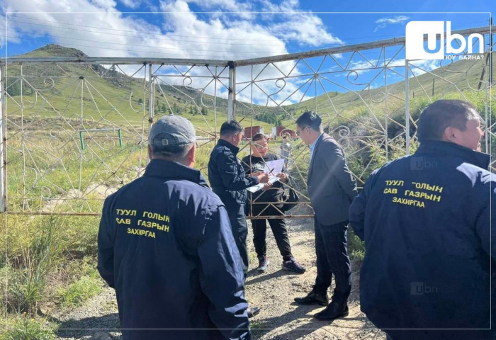 Туул голын энгийн болон онцгой бүсэд зөвшөөрөлгүй хашаа татсан болон газрын зөрчилтэй иргэдэд хариуцлага тооцжээ