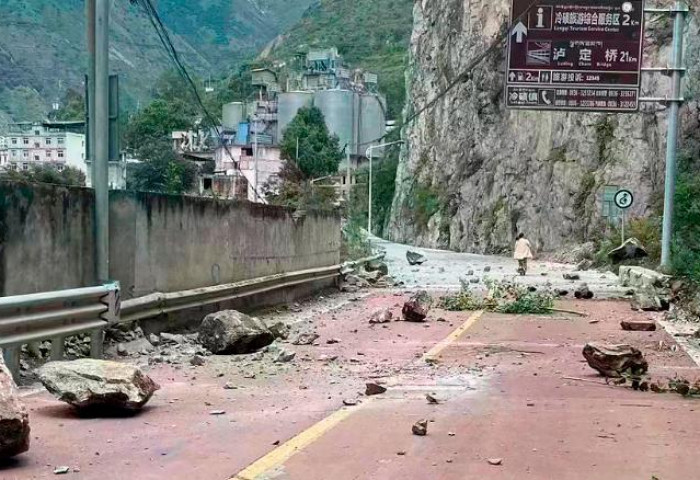 Хятадын баруун өмнөд хэсэгт газар хөдлөлт болж, 46 хүн амь үрэгджээ