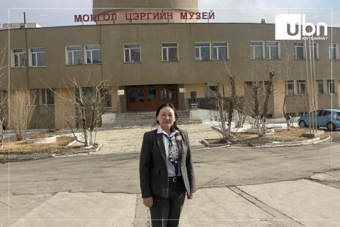 БХЯ: Зураач Л.Өнөрчимэг Монгол Цэргийн музейн захирлаар томилогдоогүй