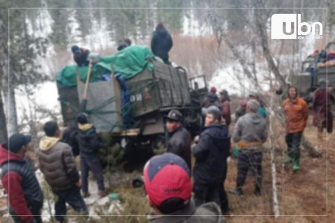 Хилийн зурвас газарт зөвшөөрөлгүй нэвтэрч, хууль бусаар самар бэлтгэж байсан 11 хүнийг илрүүлжээ