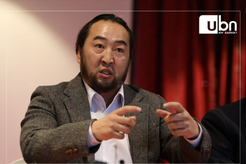 ХЭҮК: Д.Монголхүү нь 2 жилийн хорих ялтай хоригдогчтой хамт нэг өрөөнд хоригдож байна, дарамт учруулсан нөхцөл байдал тогтоогдоогүй