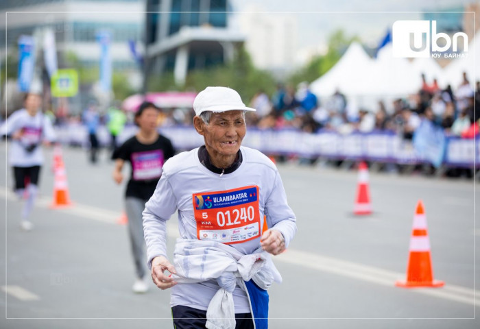 ФОТО: “Улаанбаатар марафон” амжилттай үргэлжилж байна