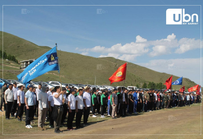 Залуу офицерууд байгаль орчноо хамгаалах үйлсэд уриалж байна