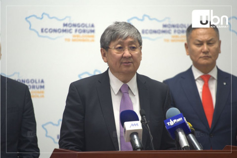 Ч.Хүрэлбаатар: Гадаадын банкыг Монгол Улсад урьж оруулж ирэх, хамтарч ажиллах бололцоог Эдийн засгийн форумоор бүрдүүлнэ
