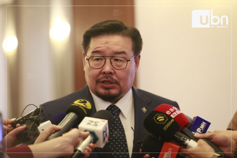 УИХ-ЫН ДАРГА: Хоёр том эдийн засгийн дунд орших Монголд хөрөнгө оруулах нь ирээдүйтэй