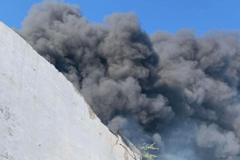 Хөөсөнцөрийн үйлдвэрт гарсан гал түймрийн тархалтыг ЗОГСООЛОО