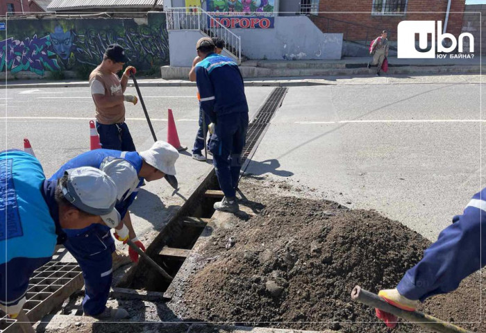 Авто зам болон хөрсний ус зайлуулах шугамд цэвэрлэгээ хийлээ