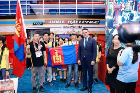 БНХАУ-д болсон “Robot Challenge World 2023” тэмцээнээс Монголын баг хүрэл медаль хүртлээ