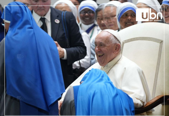 Азийн Католик Хамба лам нарын төлөөлөл Монгол Улсад хүрэлцэн ирж Пап Францист бараалхлаа
