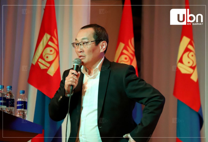 Х.Тэмүүжин: Ардчилсан намынхан надтай зэрэгцээд зогсож буй иргэдийн амьдралыг яаж дээшлүүлэх вэ гэж боддог