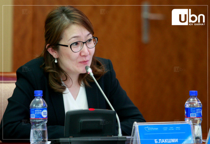 МҮХАҮТ-ын Ерөнхийлөгчид нэр дэвшигч С.Лакшми: Хүчтэй эрчүүдийн багтай нүүр тулах гэж байна