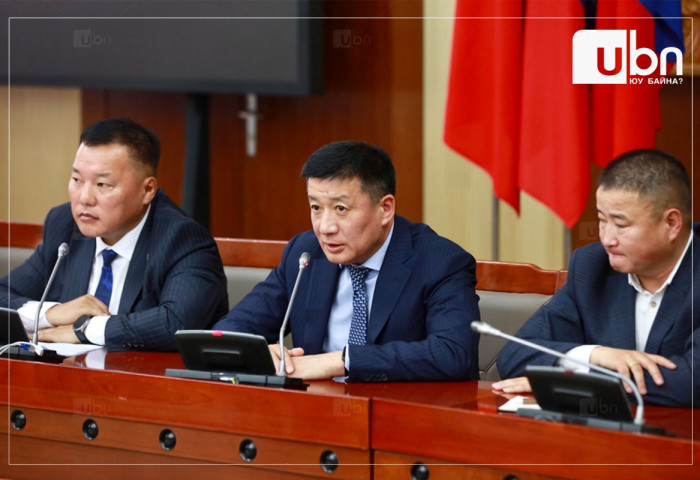 С.Баярцогт: Ногоон автобустай холбоотой мэдээллийг хамгийн анх гаргаж тавьсан Ж.Энхбатад маш их дарамт ирж байгаа учраас хамгаалалтад авч өгөхийг хүссэн