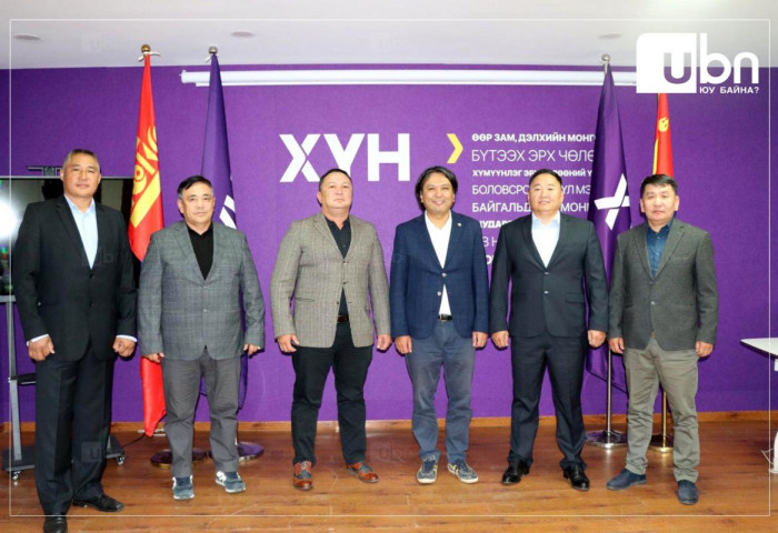 Хууль, хүчний байгууллагын төлөөлөл хурандаа, дэд хурандаа нар ХҮН намд элслээ
