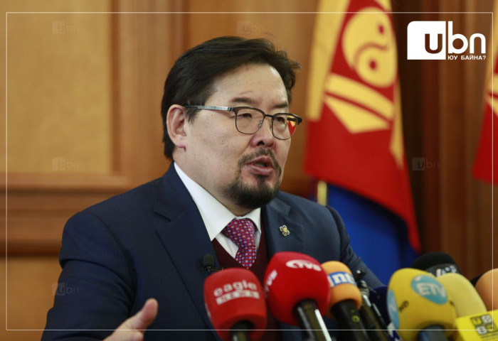 ШУУД: УИХ-ын дарга Г.Занданшатар төсвийн нээлттэй байдал, цаг үеийн асуудлаар мэдээлэл хийж байна