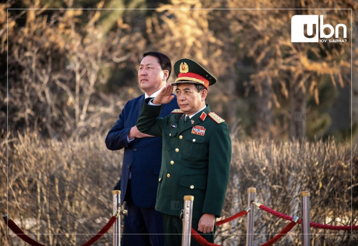 БНСВУ-ын Үндэсний батлан хамгаалахын сайд Монгол Улсад айлчилж байна