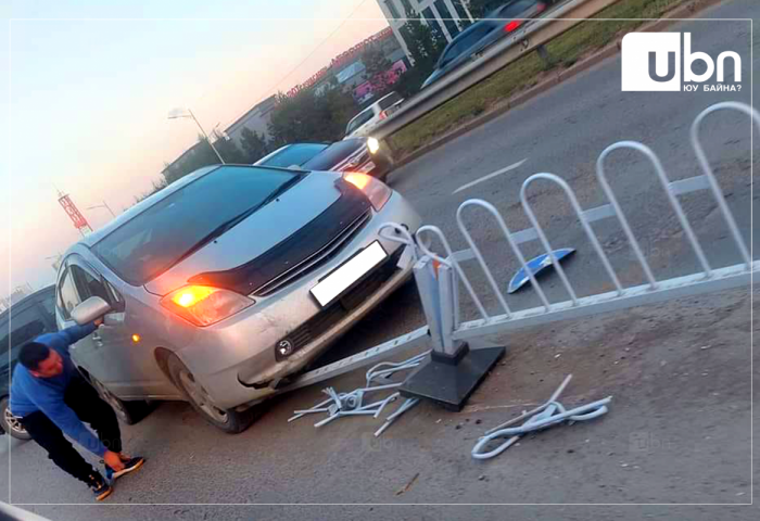 Х.Нямбаатар: Яармагийн замын нэгдүгээр эгнээнд тавьсан хашилтны ихэнхийг нь соёлгүй жолооч нар түгжрэлээс болоод дайрч эвдэрхий болгосон