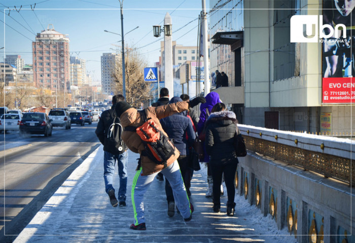 ГССҮТ: Сүүлийн 4 хоногт халтирч унаж бэртсэн 282 хүн тусламж үйлчилгээ авсан