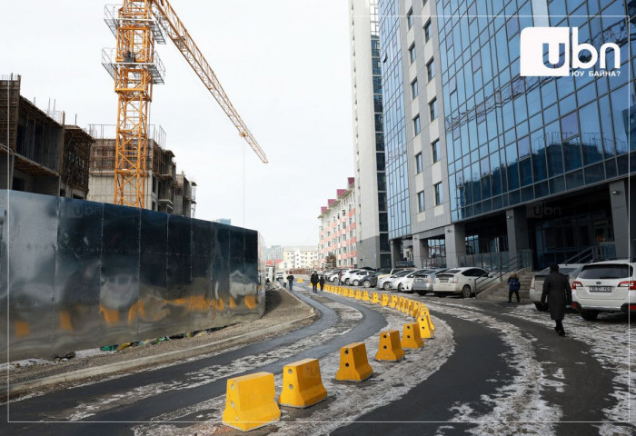 “Нархан“ хотхоны баруун талд явган хүн зорчих нөхцөлийг бүрдүүлж эхэллээ
