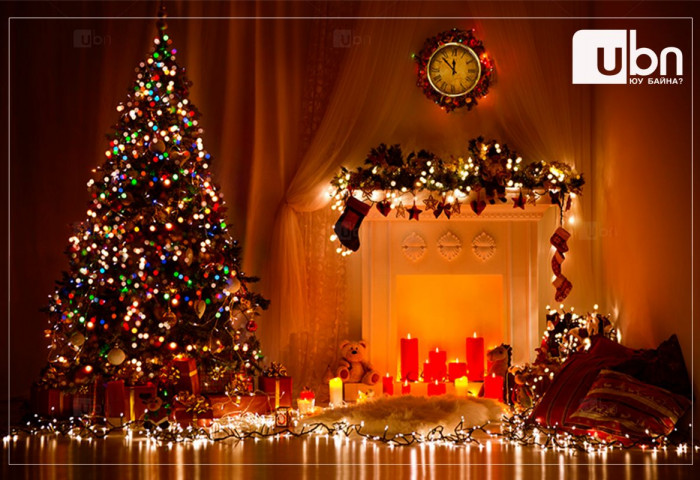 СЭРЭМЖЛҮҮЛЭГ: Гацуур модныхоо гэрлэн чимэглэлийг нэг цагаас илүү АСААХГҮЙ БАЙЦГААЯ