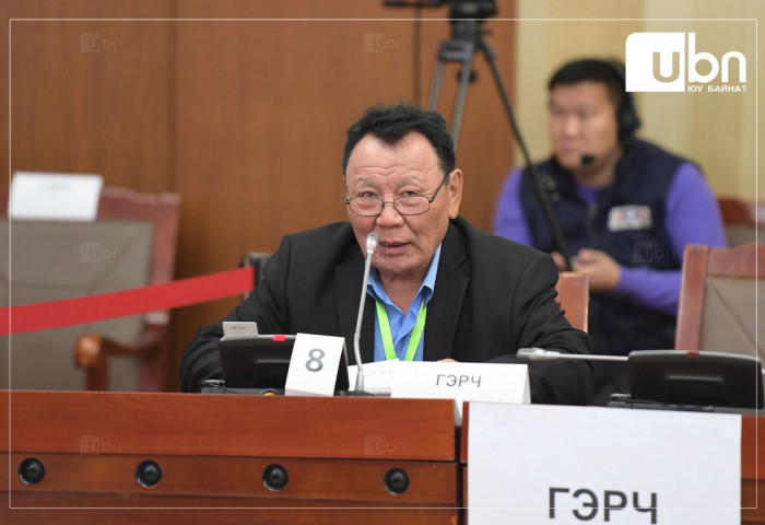  Ч.Сайнбилэг: “ЭТТ“ ХК-ийн олон улсын тендерт Оросууд ирээд “Баяр дарга манайхаар хийлгэнэ гэж хэлчихээд яагаад ингэж байгаа юм“ гээд учир зүггүй уурлаад гарсан байдаг 